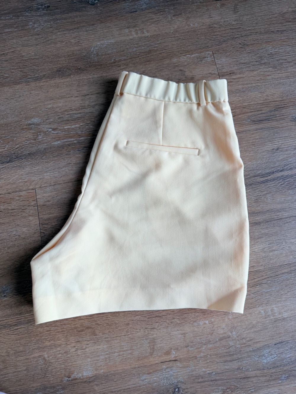 Abercrombie - curve love high rise short - size 31 - Picture 7 of 8